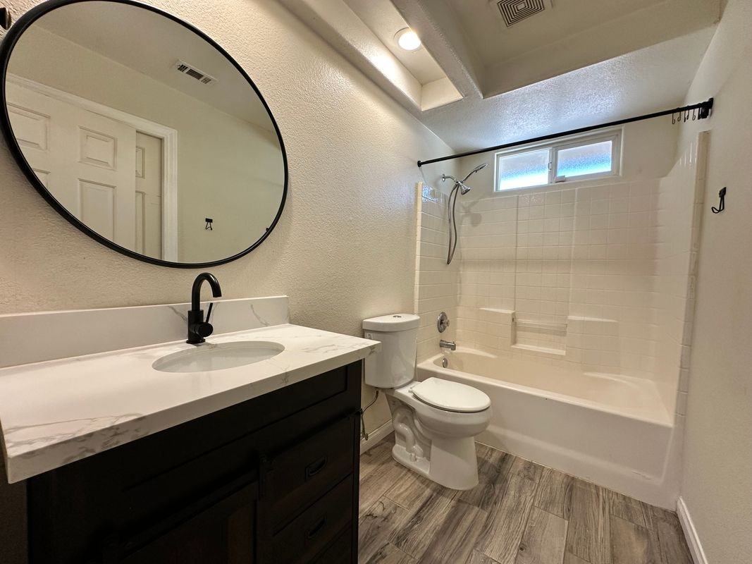 16716 Kayuga St - Photo 4 of 5