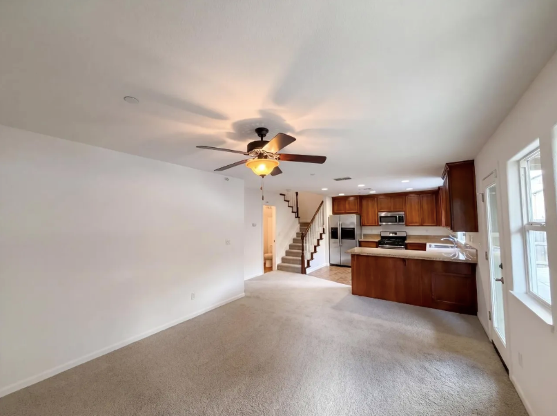 251 Sugnet Way - Photo 7 of 34