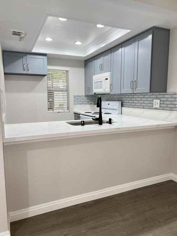 1031 S Palmetto Ave ##V2 - Photo 3 of 18