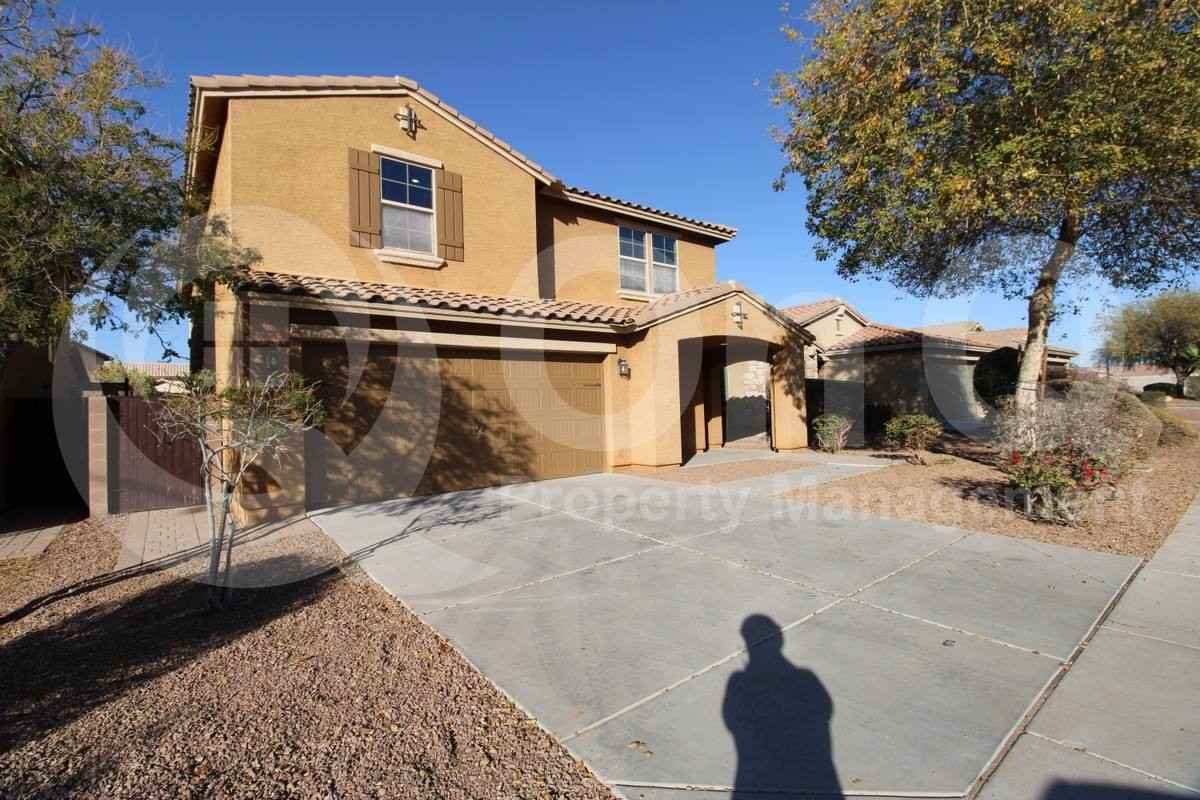 2142 E Campo Bello Dr - Photo 2 of 10