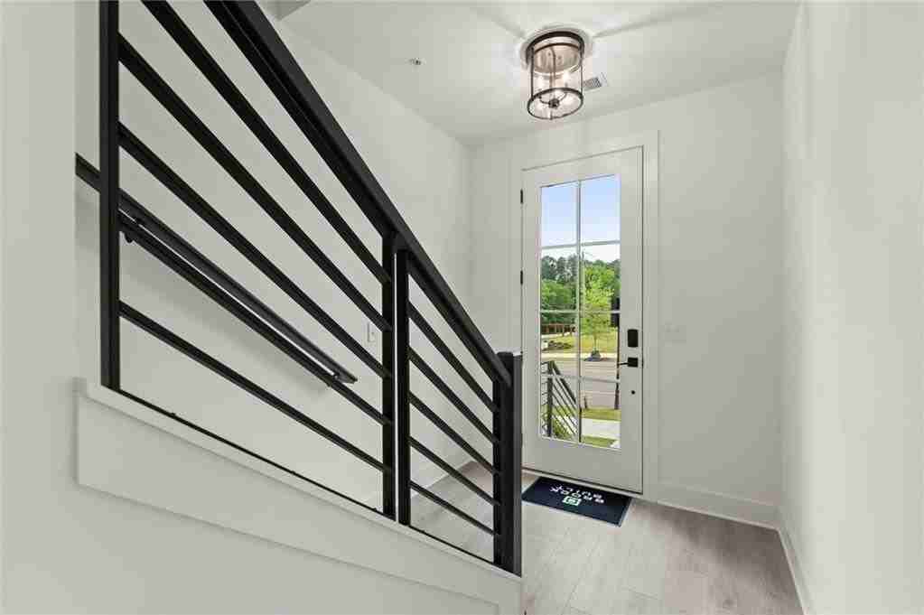 673 Soul Aly - Photo 4 of 33