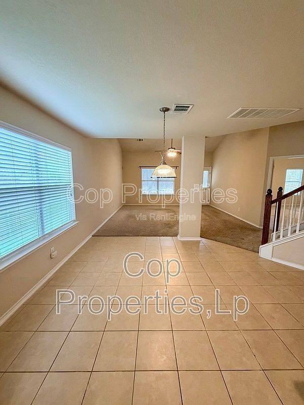741 Clearbrook Ave - Photo 7 of 10