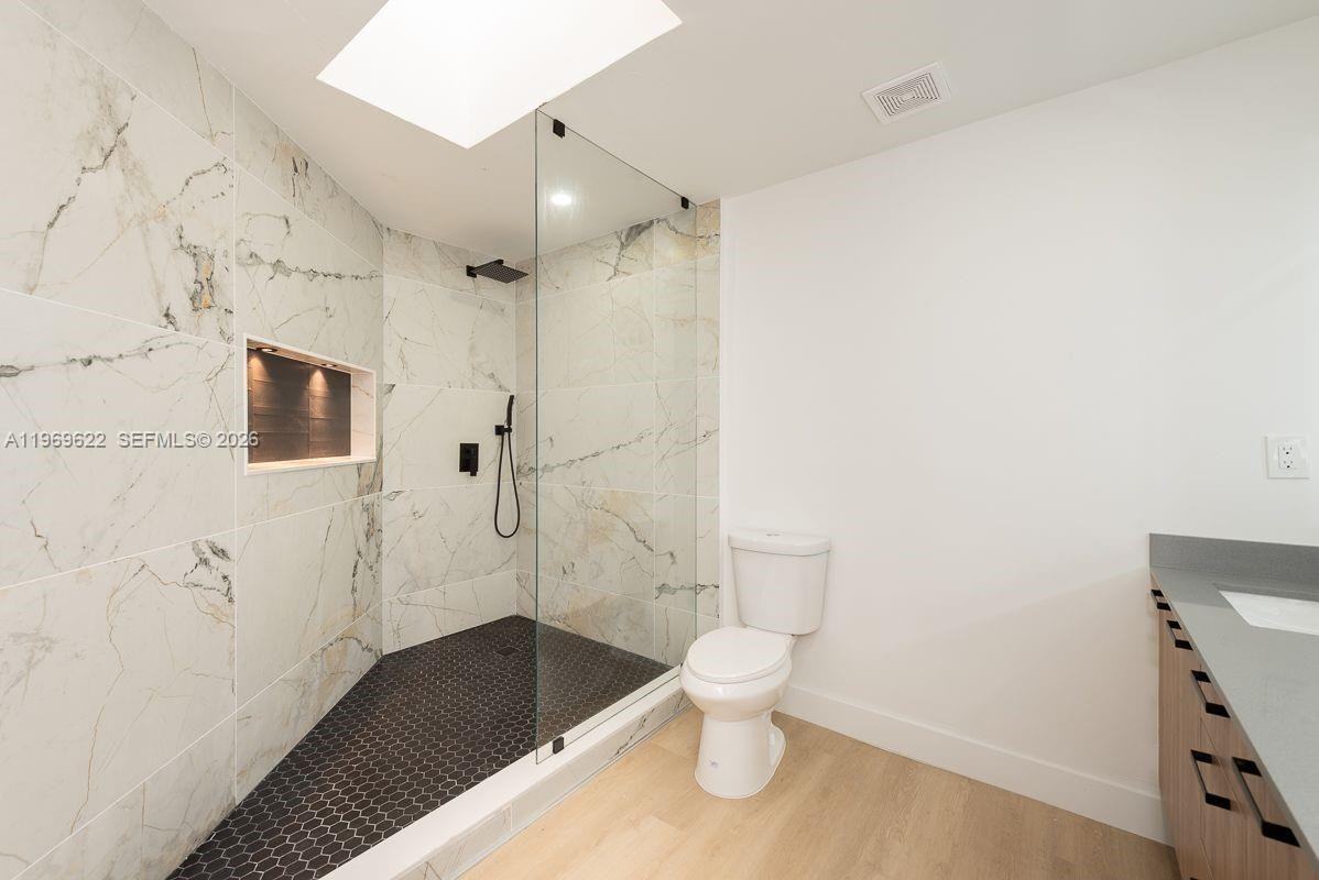 13912 Southwest 103rd Lane #13912 - Photo 4 of 27