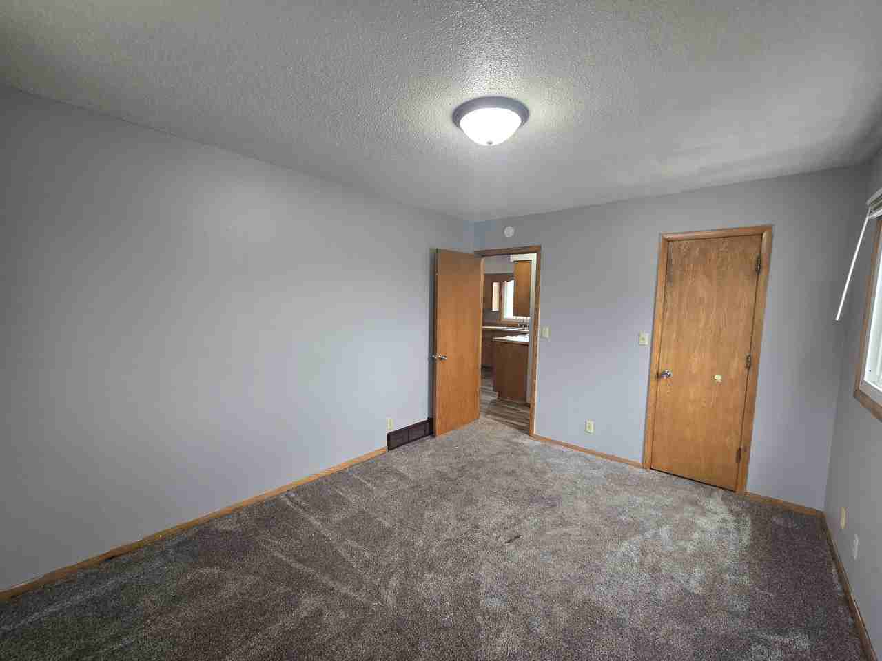 811 W 3rd St #8 - Photo 6 of 15