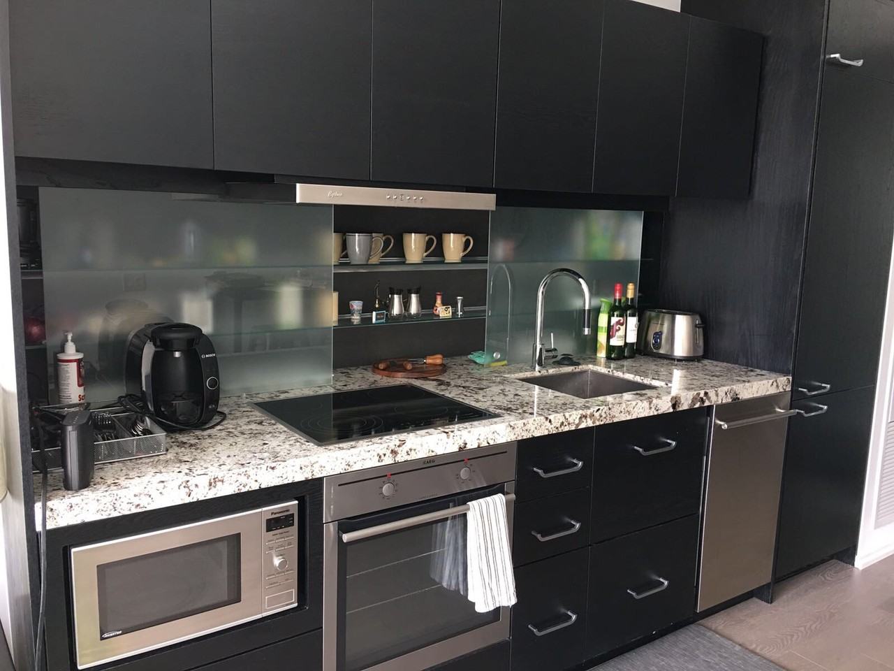 Yonge St & Bloor St W - Photo 6 of 15