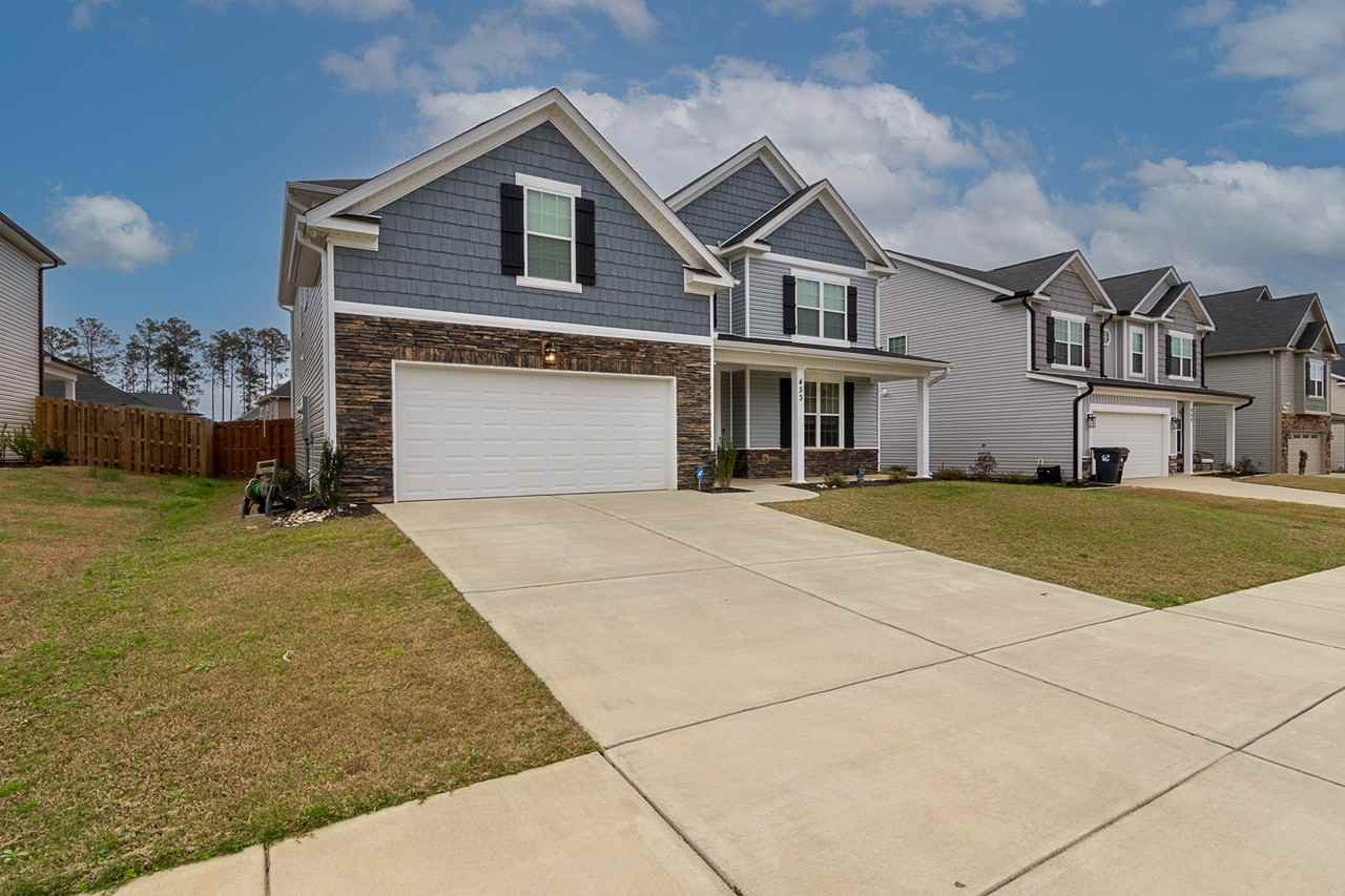 453 Arrowwood Dr - Photo 3 of 50