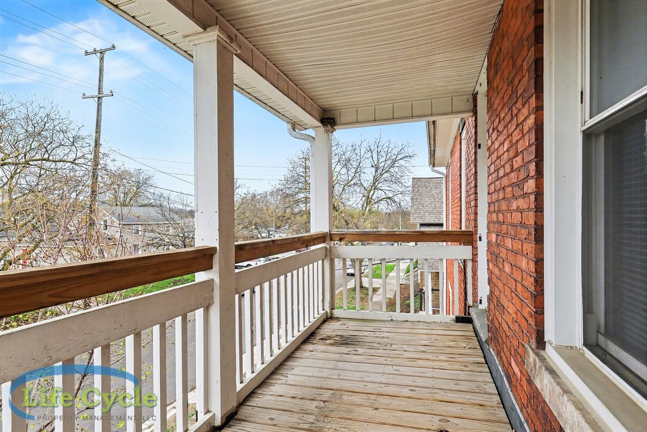 18 Indiana Ave Sw #2 - Photo 5 of 21