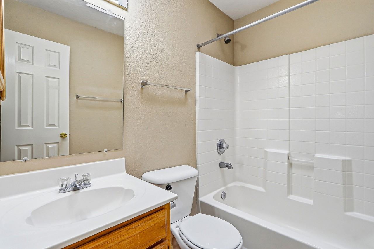 2369 Joshua Louis Dr - Photo 7 of 31