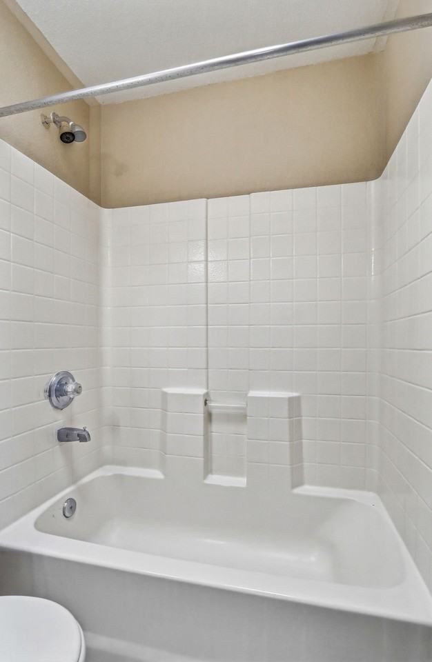 2369 Joshua Louis Dr - Photo 4 of 31