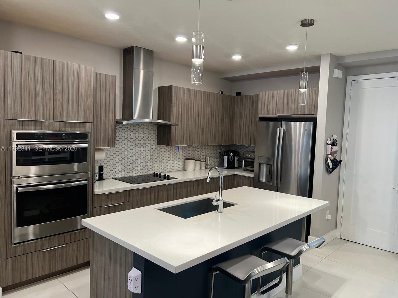 10355 Northwest 66th Street #10355 - Photo 5 of 46