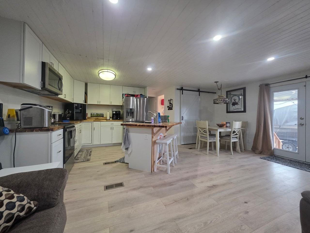 7866 Meadowlark St - Photo 4 of 9