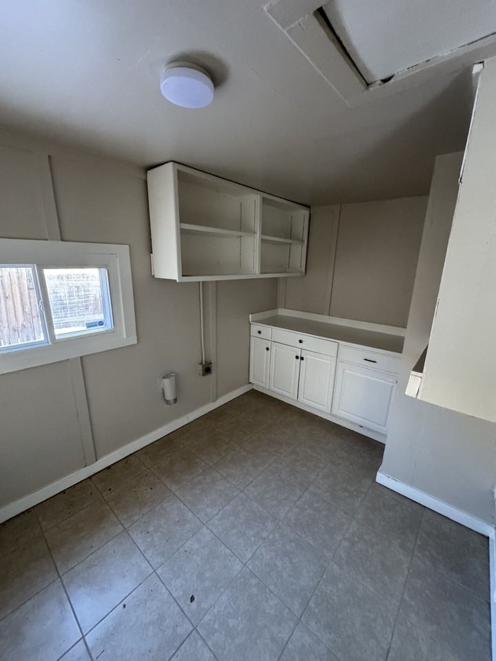 2534 E Street Vrain St #1 - Photo 3 of 11