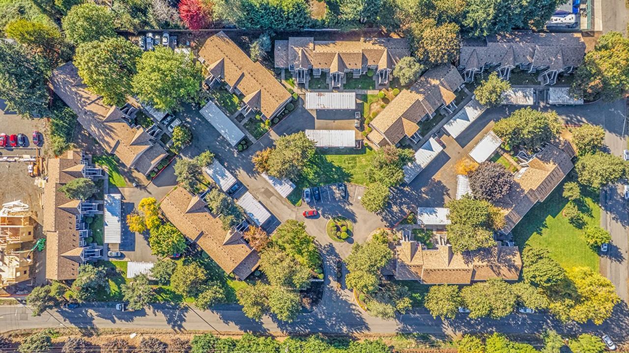 #442 WOODSIDE ESTATES APARTMENTS - Photo 7 of 7