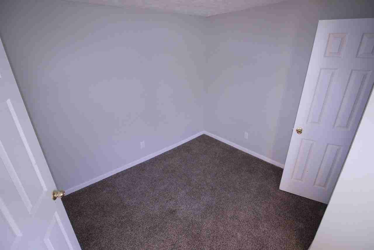 759 Holmes St #B - Photo 5 of 10