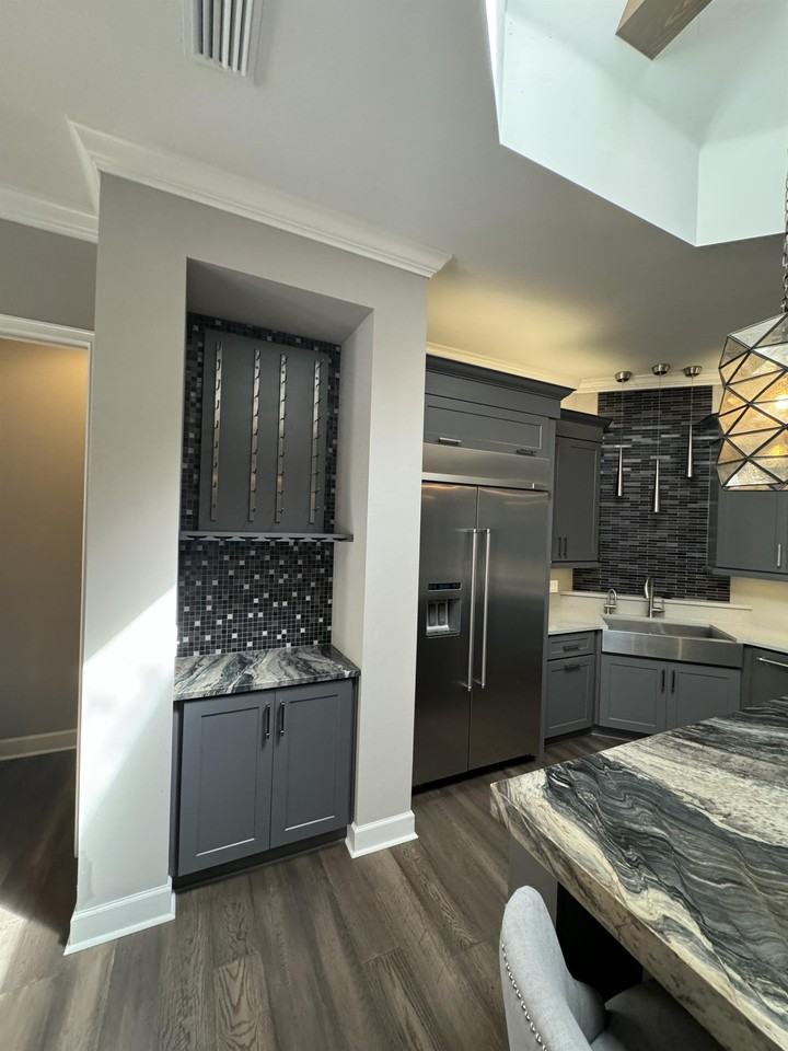 9005 Southwestroad - Photo 3 of 50