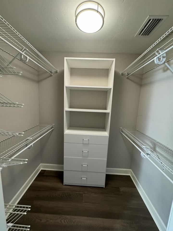 9005 Southwestroad - Photo 4 of 50