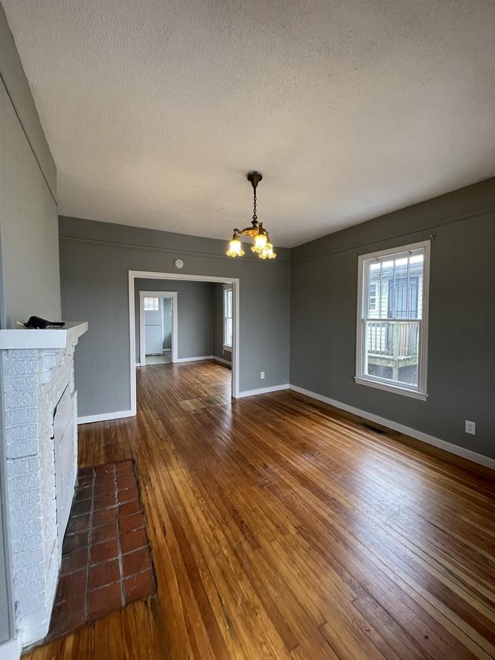 1818 Dodds Ave #14701398 - Photo 6 of 10