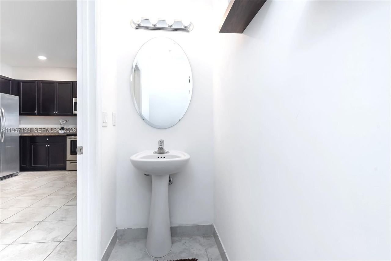 25128 Southwest 113th Place - Photo 4 of 38