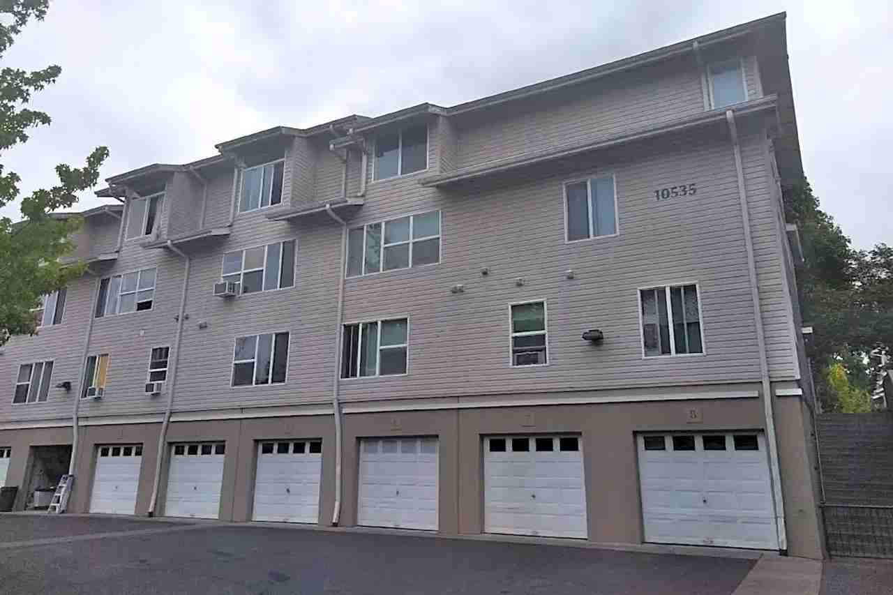 Cascade Crossing Apartments - Photo 7 of 11