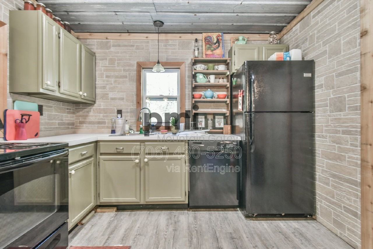 43 Davis Gap Rd - Photo 4 of 31