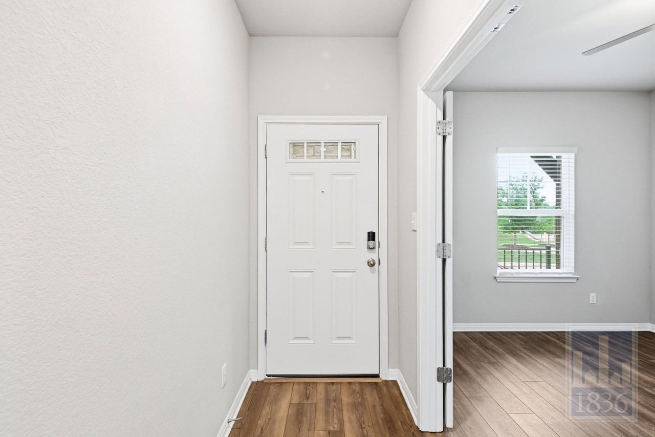 11513 Copperstone Ave - Photo 2 of 50