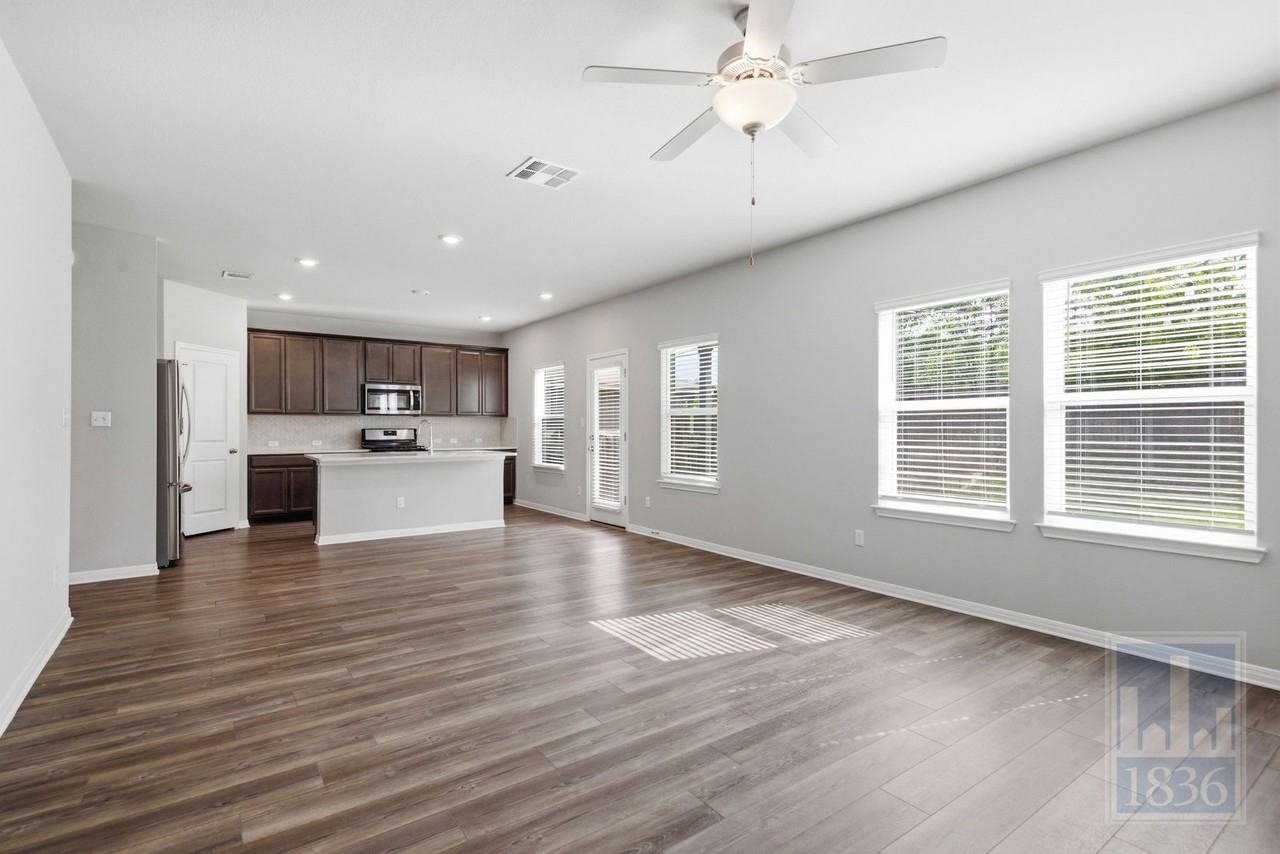 11513 Copperstone Ave - Photo 5 of 50