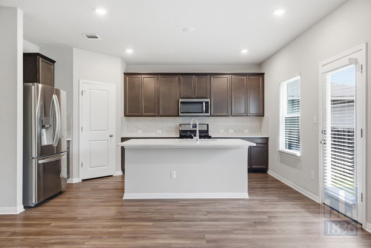 11513 Copperstone Ave - Photo 6 of 50