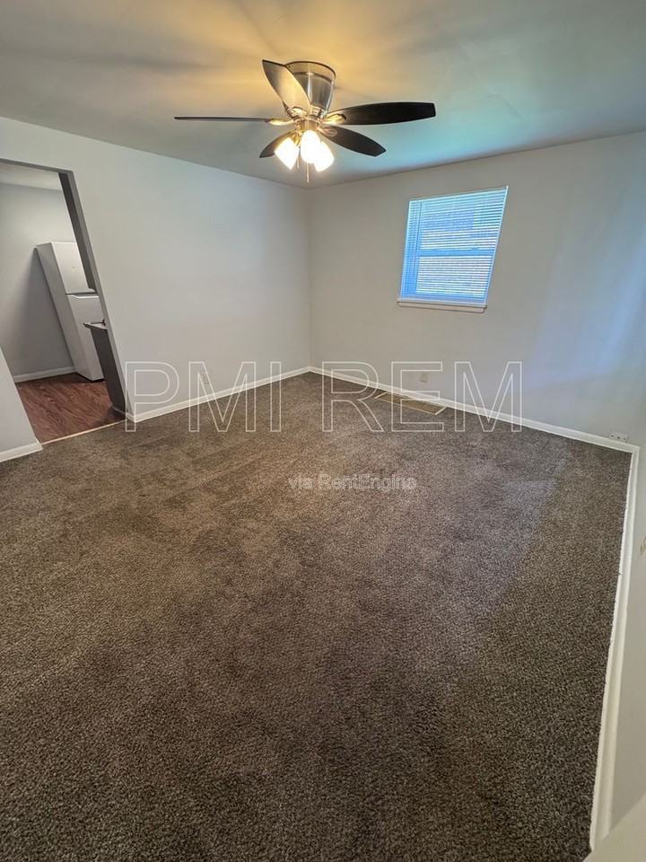 316 13th St Ne - Photo 2 of 14