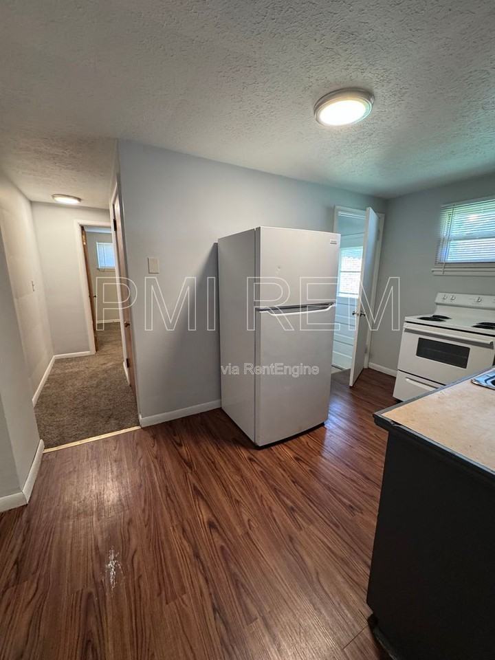 316 13th St Ne - Photo 4 of 14