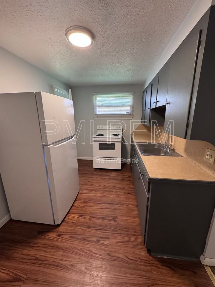 316 13th St Ne - Photo 5 of 14