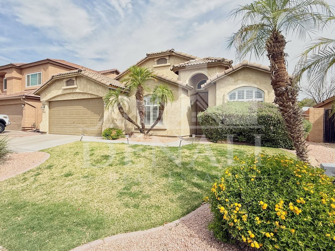 4330 E Cottonwood Ln - Photo 2 of 29