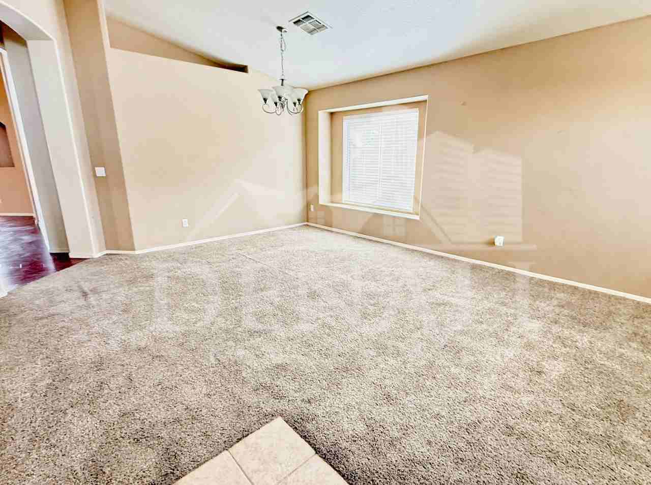 4330 E Cottonwood Ln - Photo 3 of 29