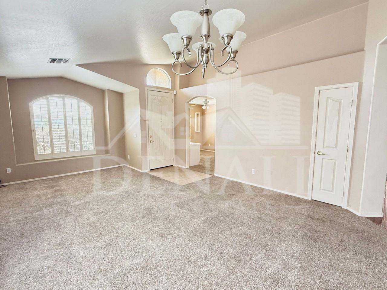 4330 E Cottonwood Ln - Photo 7 of 29