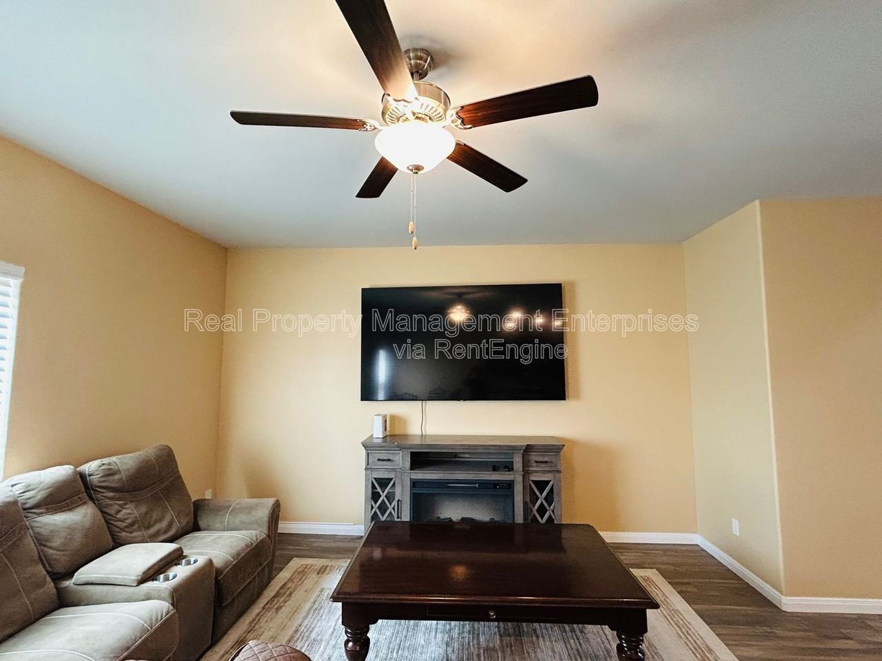 1613 Crimson Lake Blvd - Photo 7 of 43