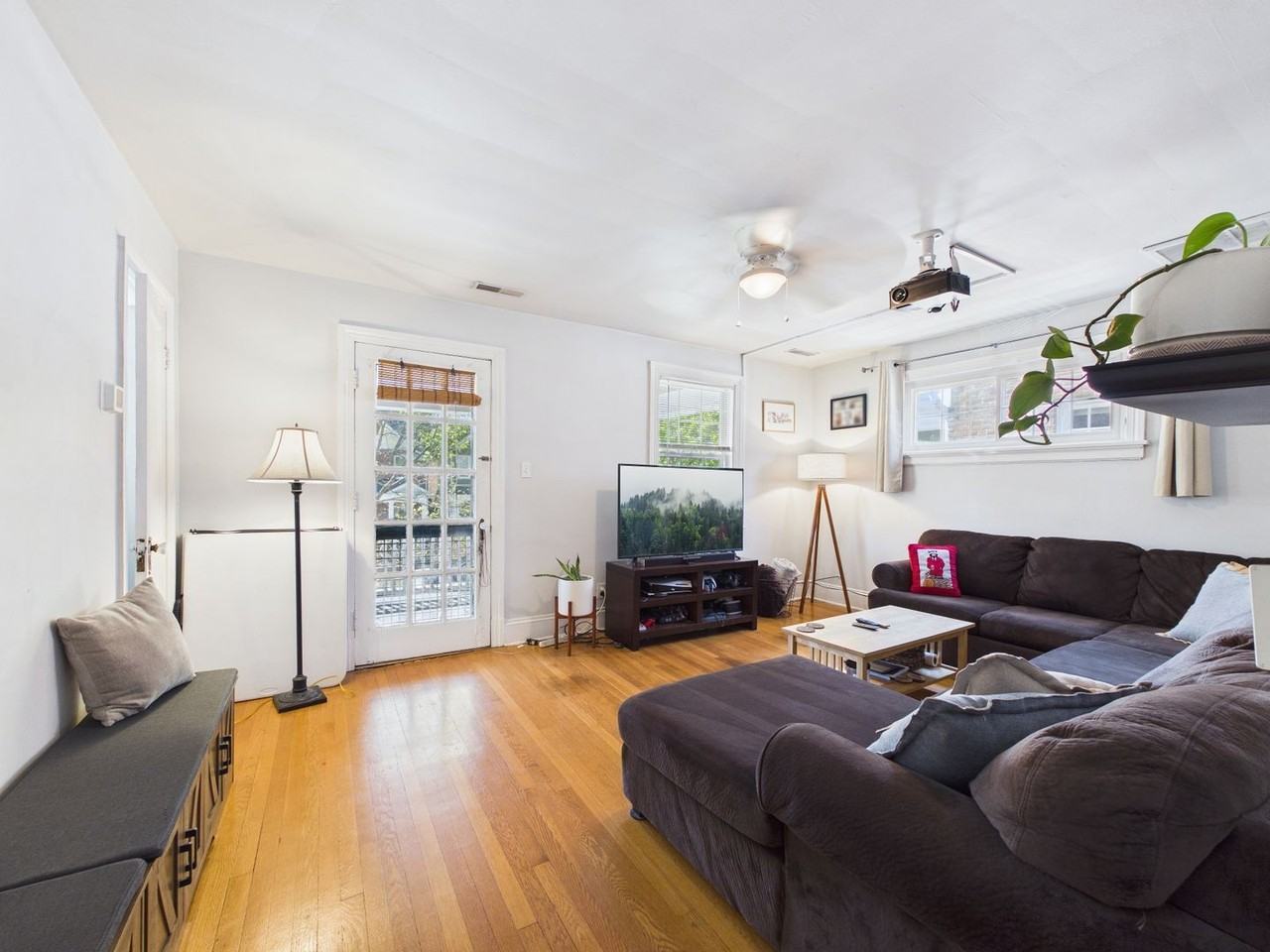 3320 W Grace St #3320A - Photo 5 of 24