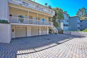 featured image of 815 Alice St #B