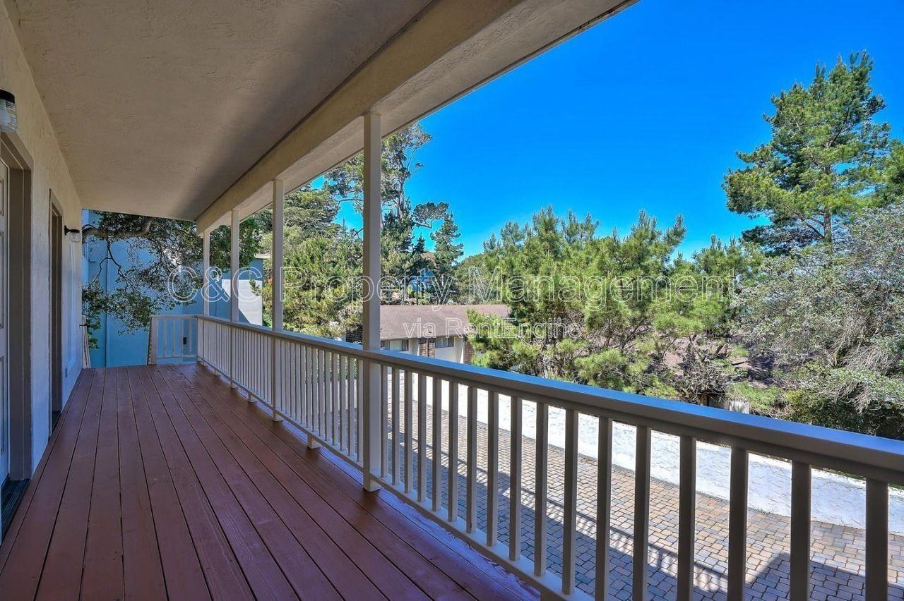 815 Alice St #B - Photo 2 of 16