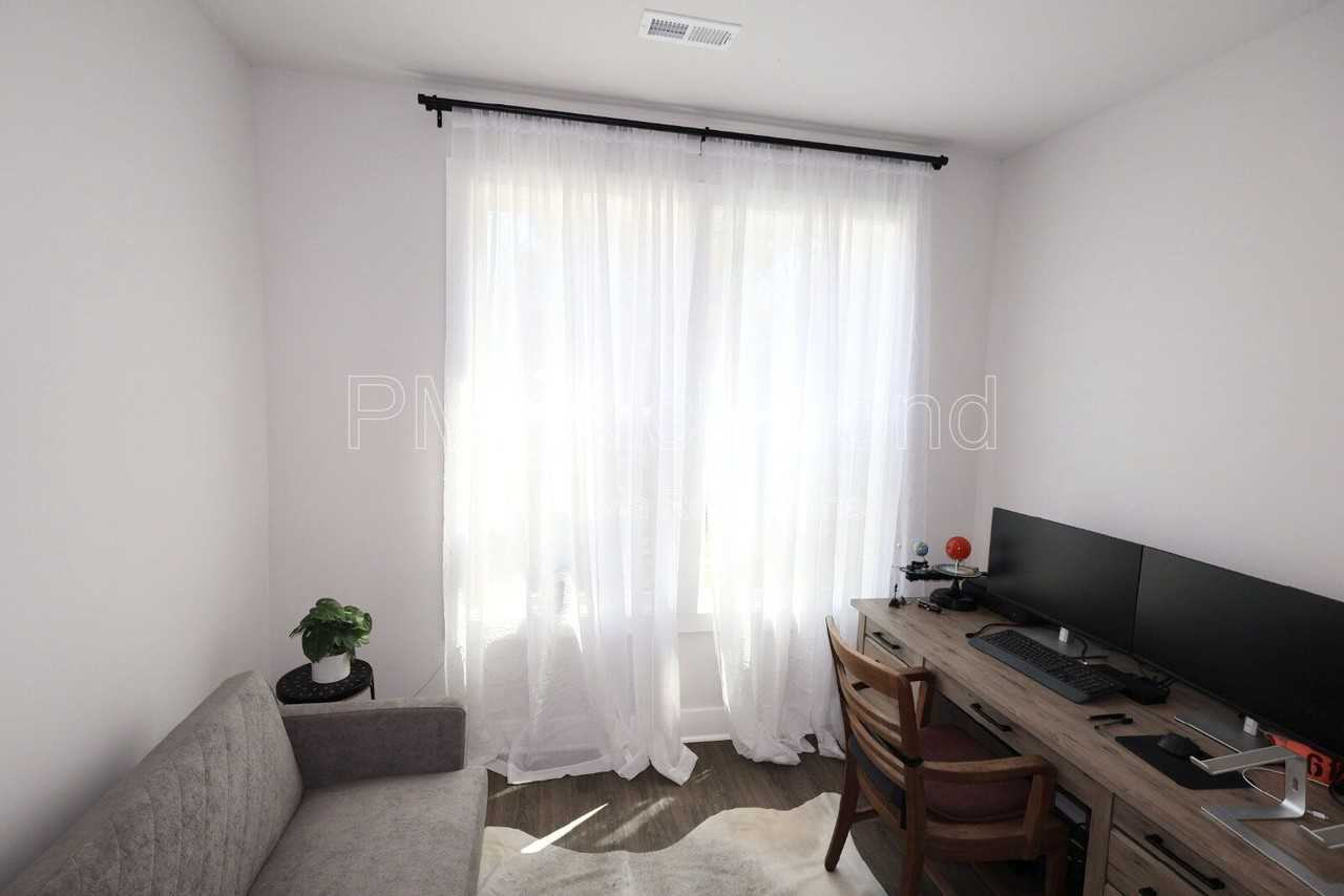 1500 Moore St #B - Photo 5 of 31