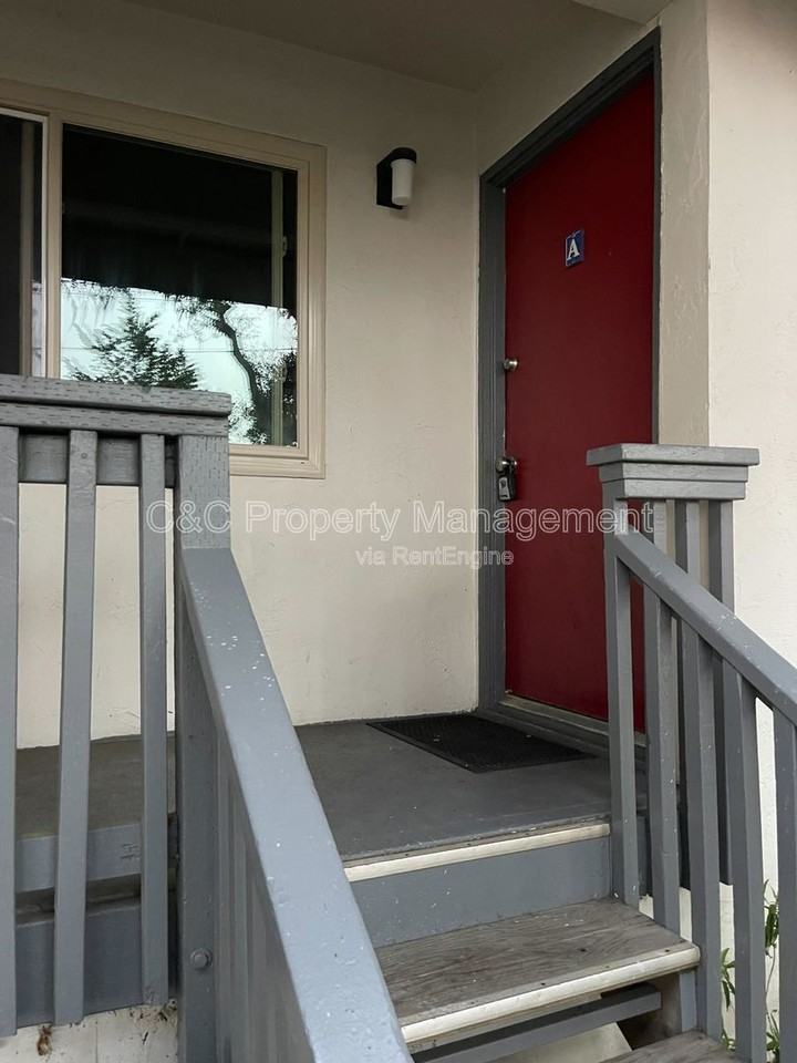 2001 David Ave #A - Photo 5 of 18