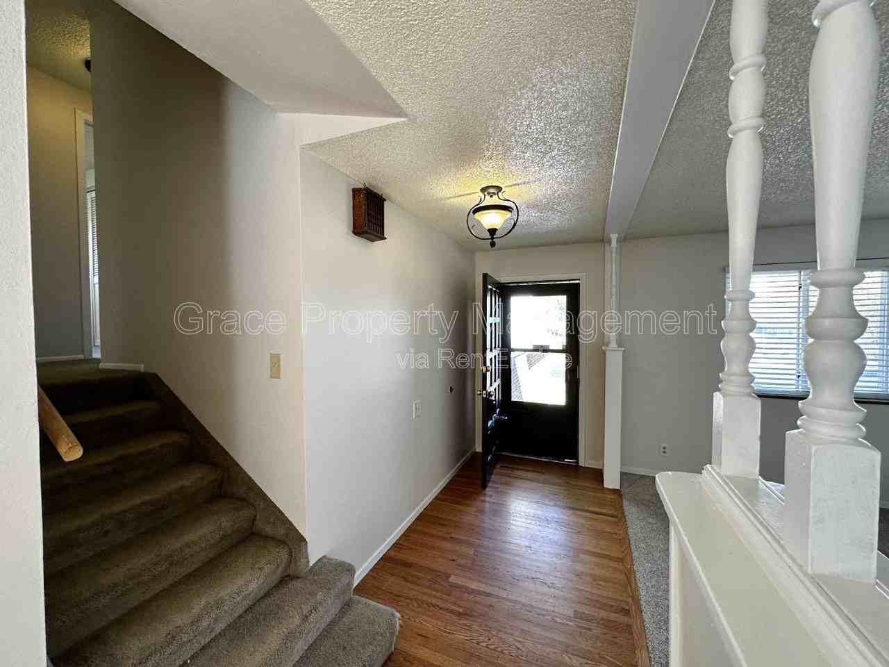 1762 Ura Ln - Photo 6 of 23