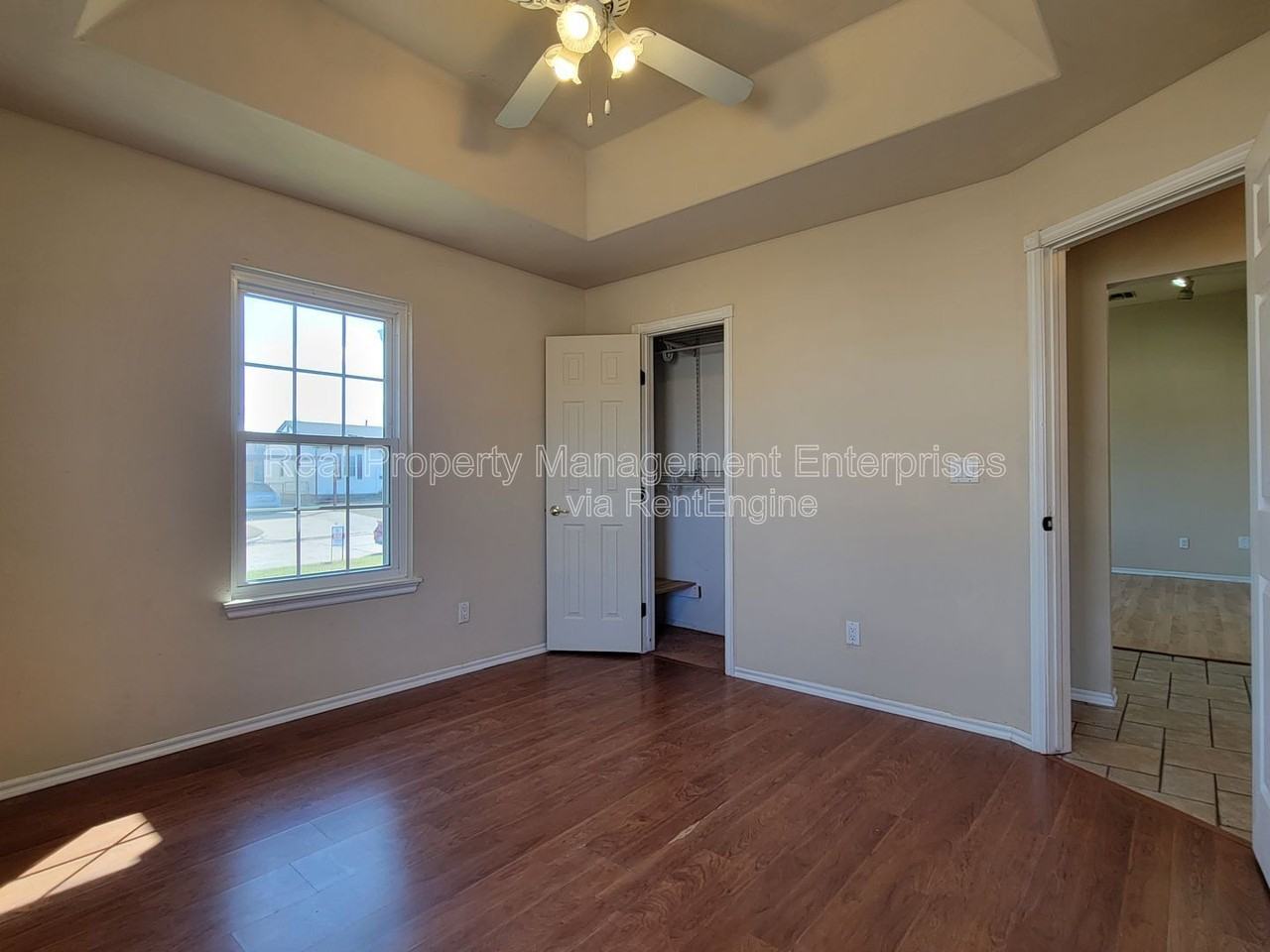 4205 Se 47th St - Photo 7 of 16