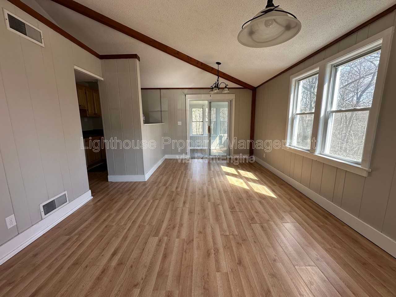 45 Leitch Dr #A1-2 - Photo 3 of 9