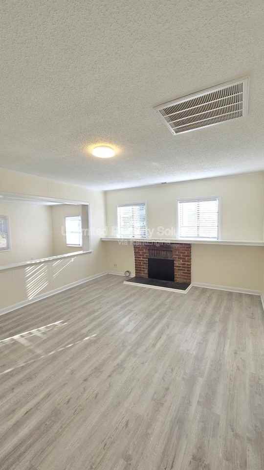 4936 Wrightsville Ave - Photo 3 of 27