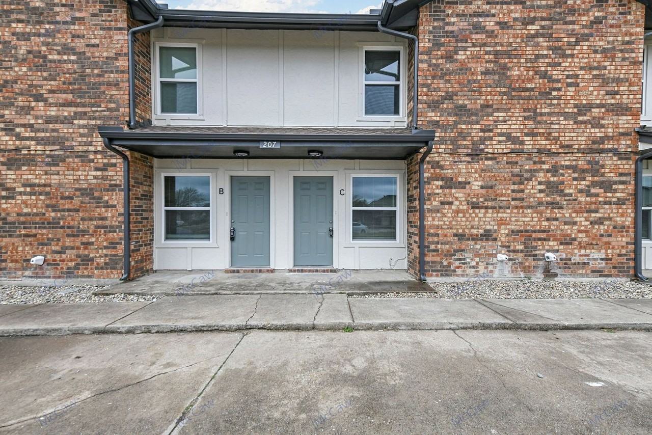 207 Pate Orr Rd N #C - Photo 2 of 22