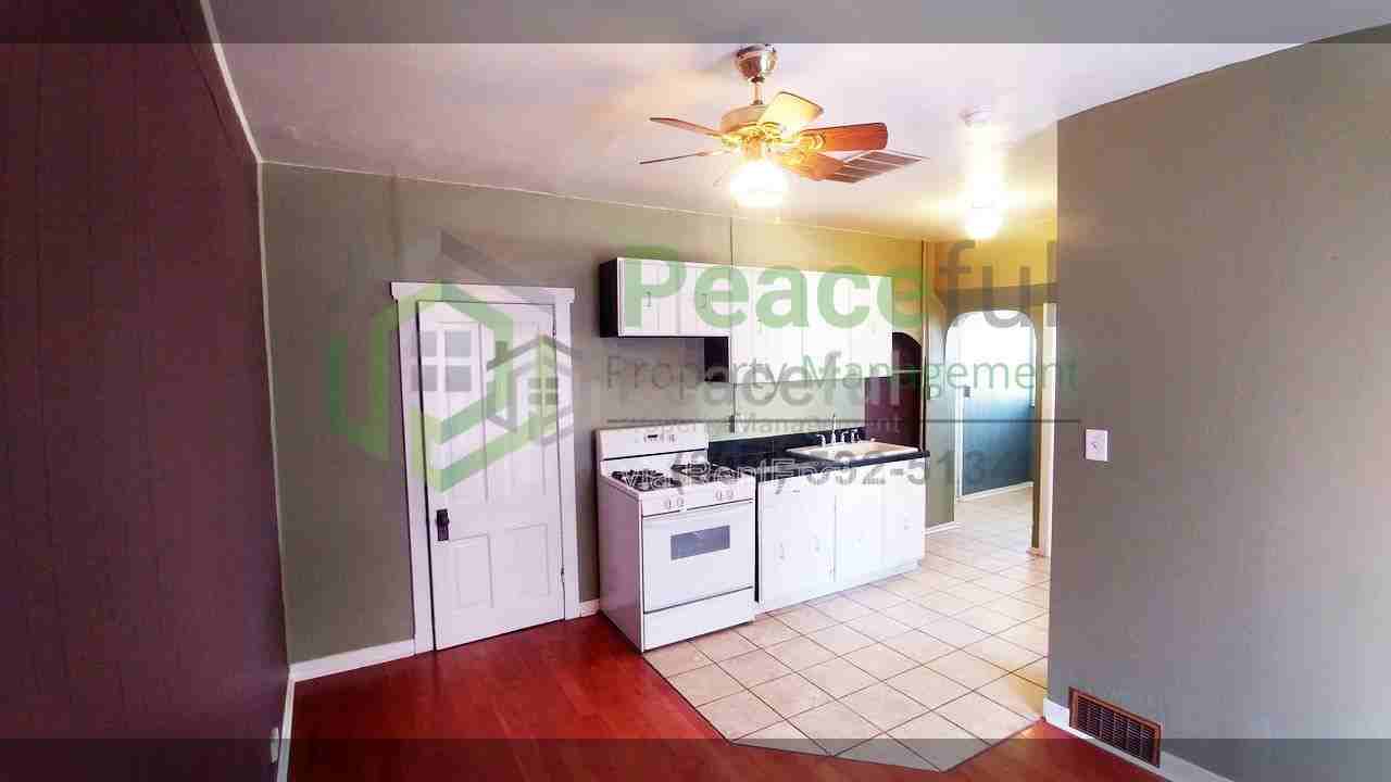 217 D St #4 - Photo 5 of 15