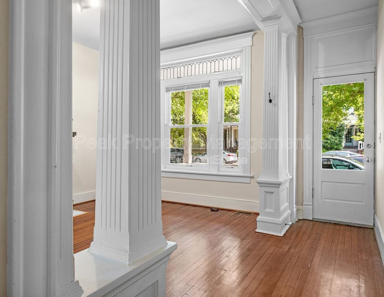 2314 Floyd Ave #1 - Photo 6 of 23