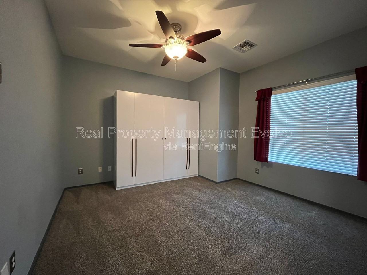 2825 E Trigger Way - Photo 6 of 30