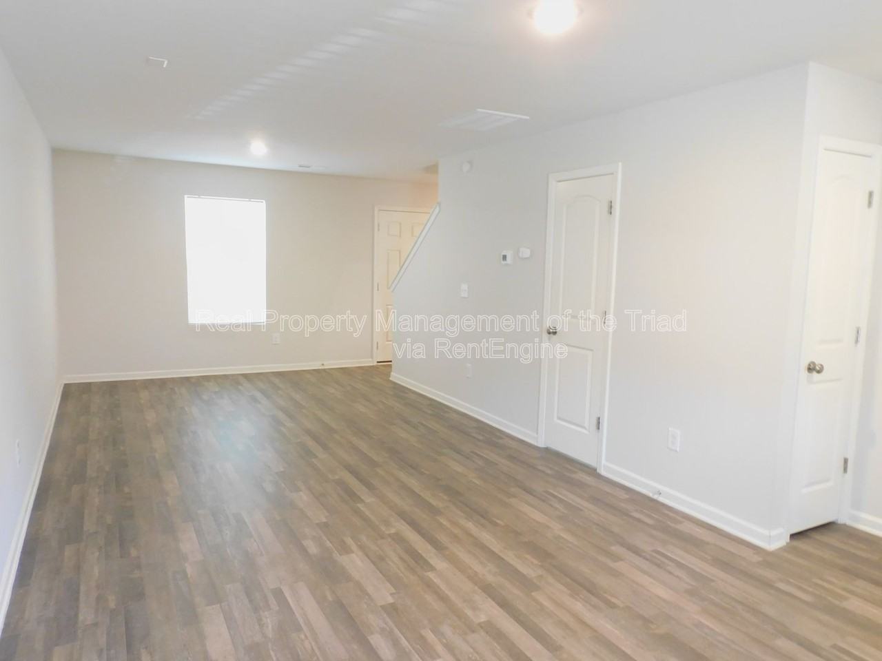 604 Quail Ln - Photo 3 of 24