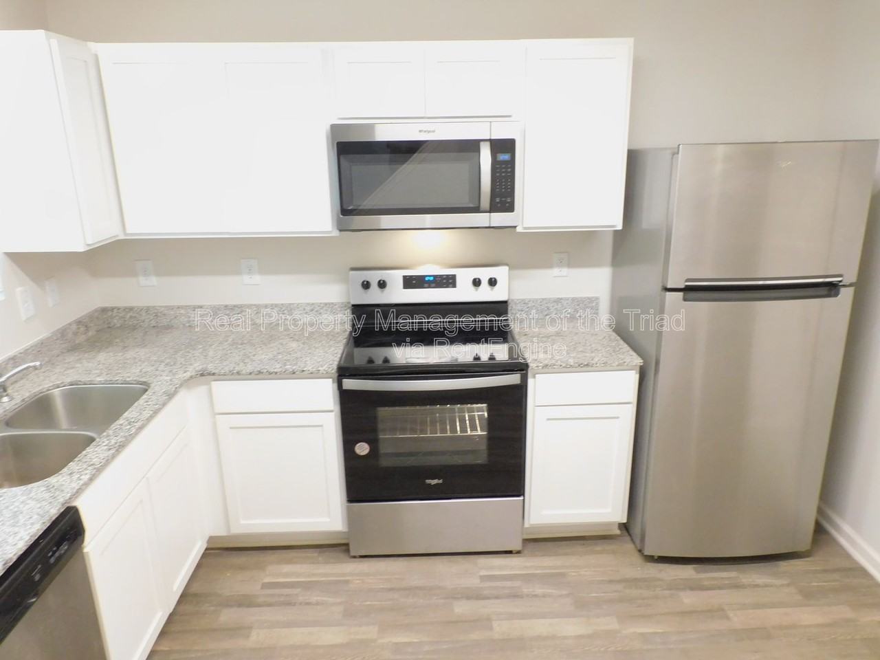 604 Quail Ln - Photo 4 of 24