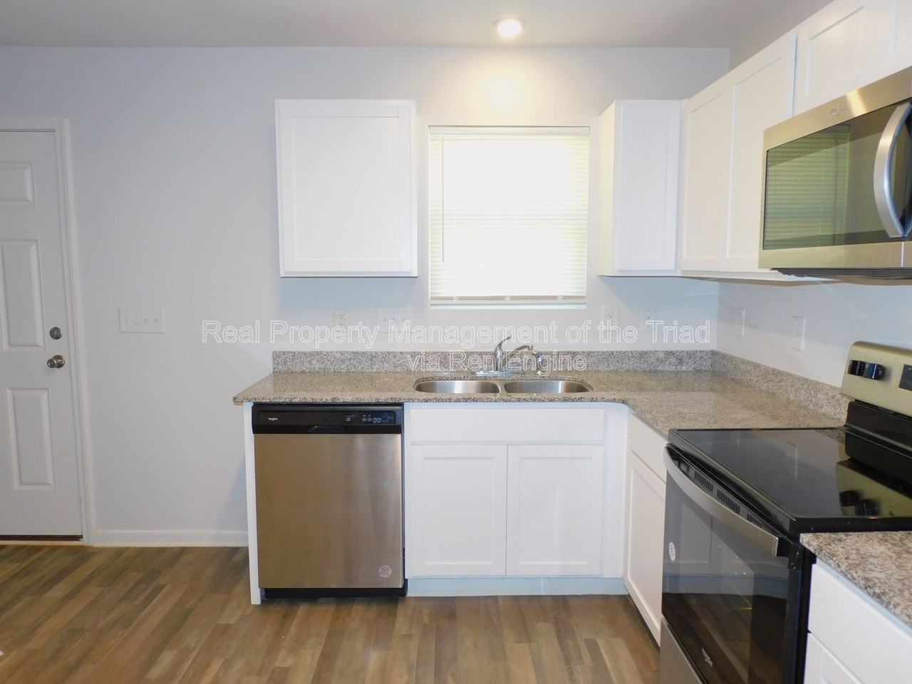 604 Quail Ln - Photo 5 of 24